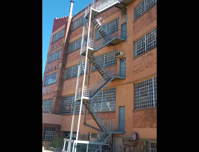 BUSINESS PROPERTY TO RENT IN BERTRAMS